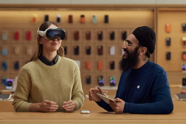 Демонстрации Apple Vision Pro в магазинах начнутся в день запуска и могут длиться до 25 минут.