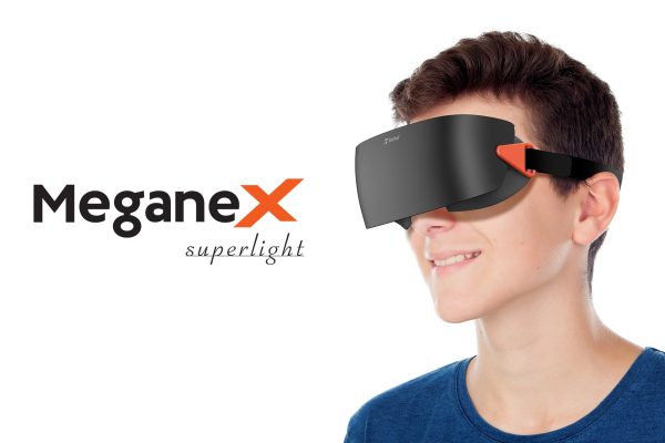 Shiftall компании Panasonic объявляет о новом сверхлегком MeganeX, но все еще не начал отгрузку оригинального продукта.