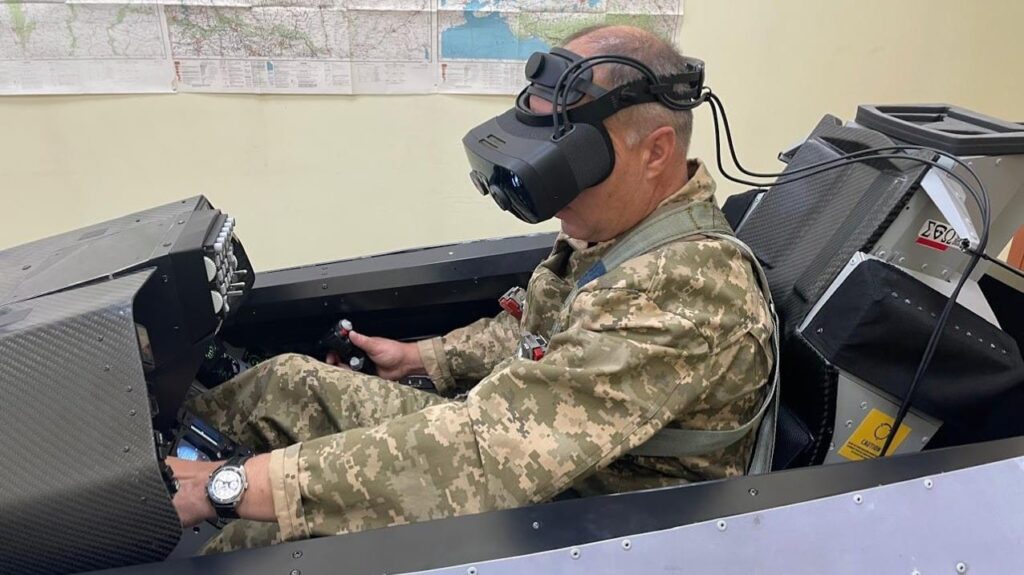 Гарнитура Varjo используется для быстрого обучения украинских пилотов управлению самолетами F-16.