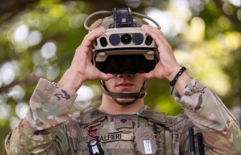 Армии США необходимы AR-гарнитуры Microsoft по цене «значительно ниже» запланированных 80 тысяч долларов.